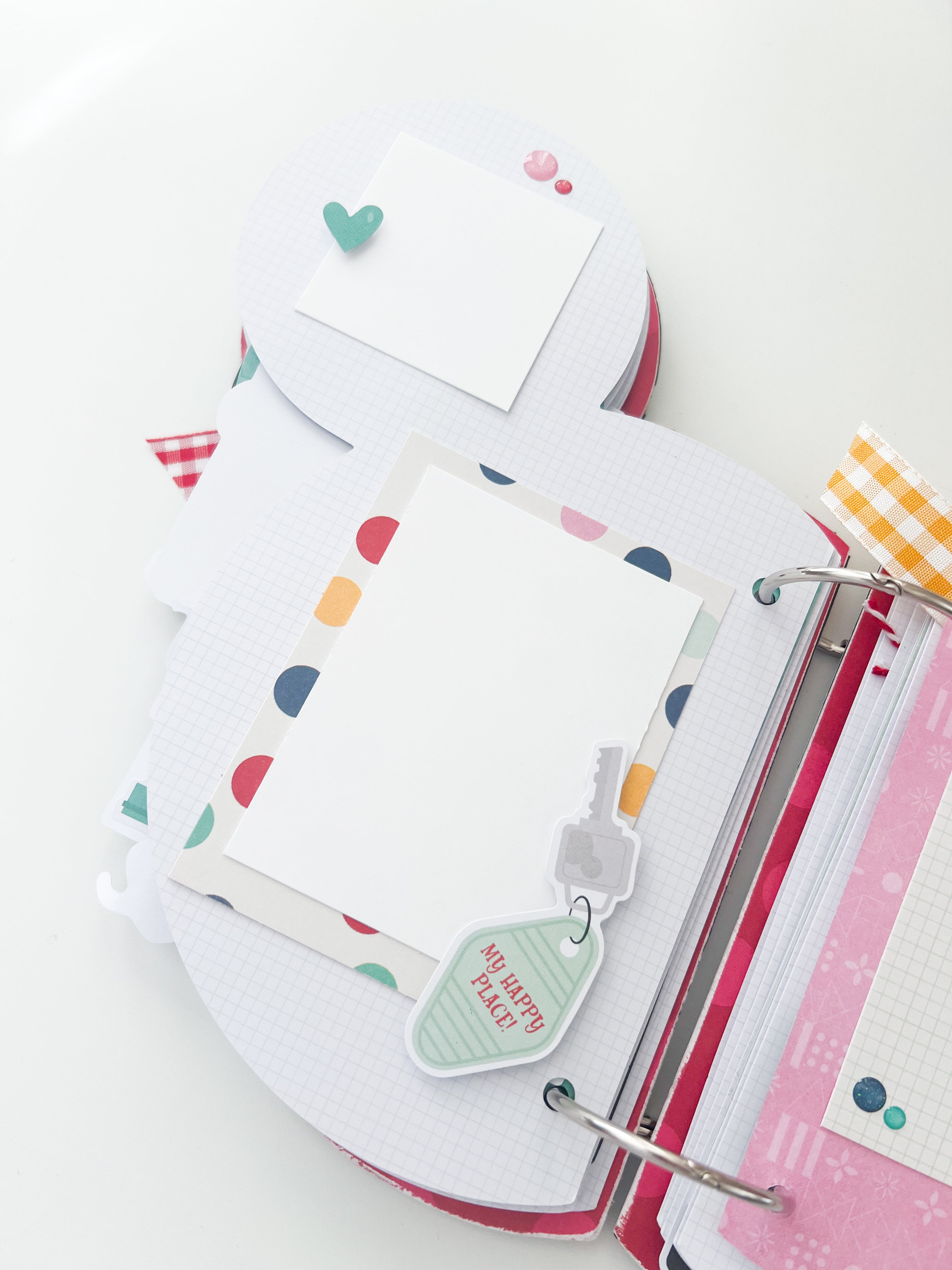 SIMPLE STORIES HAPPIEST PLACE BINDER **PRE-ORDER**