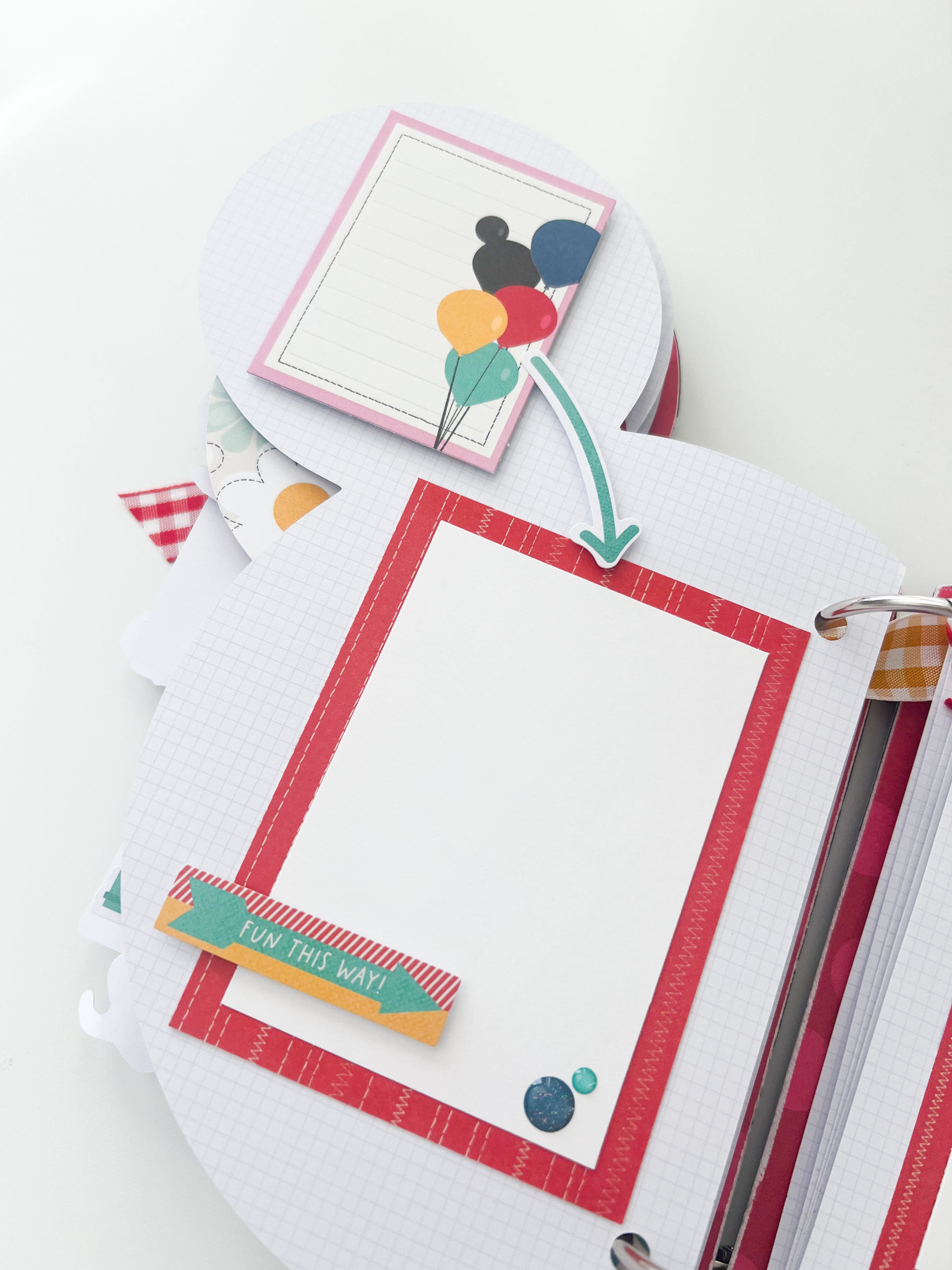 SIMPLE STORIES HAPPIEST PLACE BINDER **PRE-ORDER**