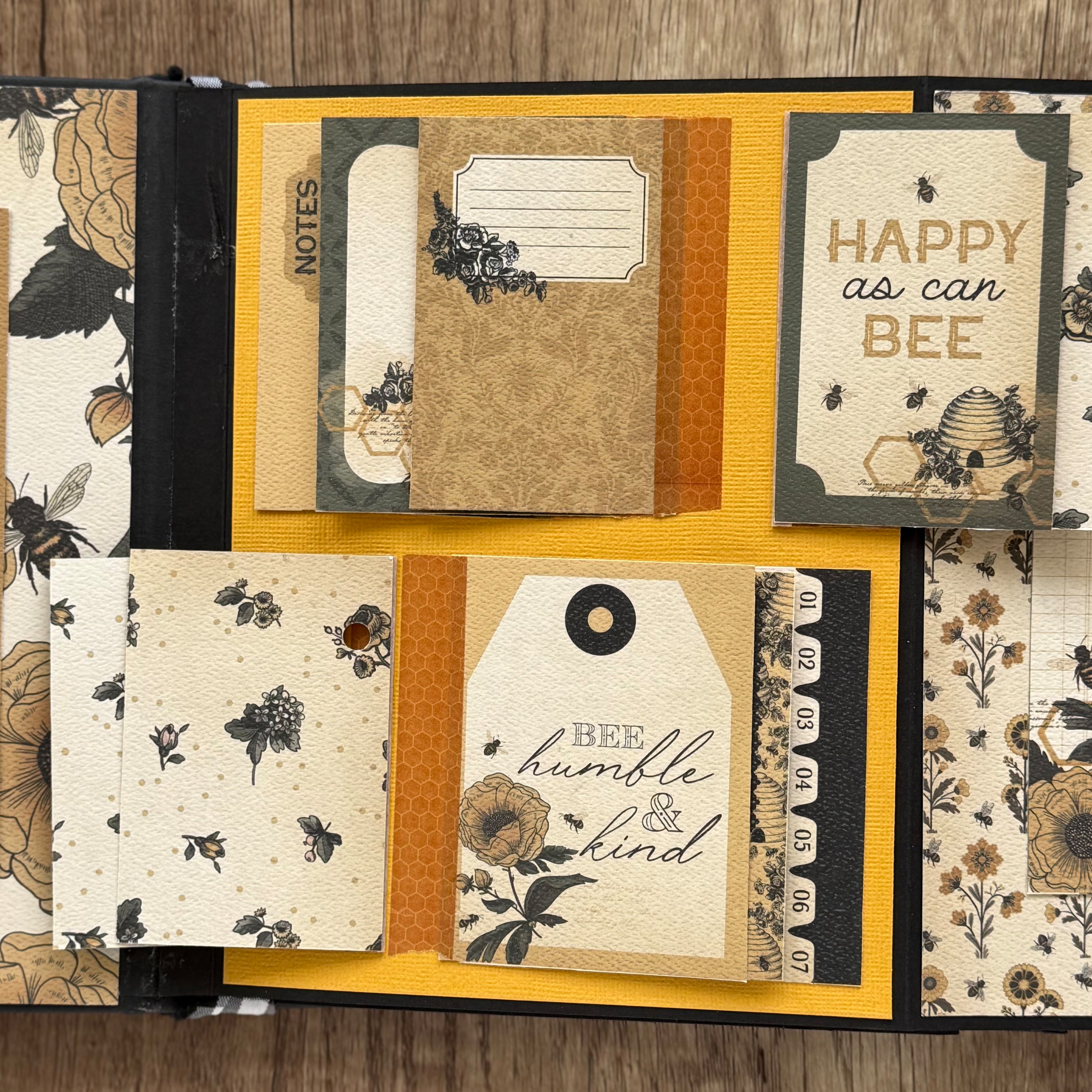 Bee 🐝 Happy Mini Album