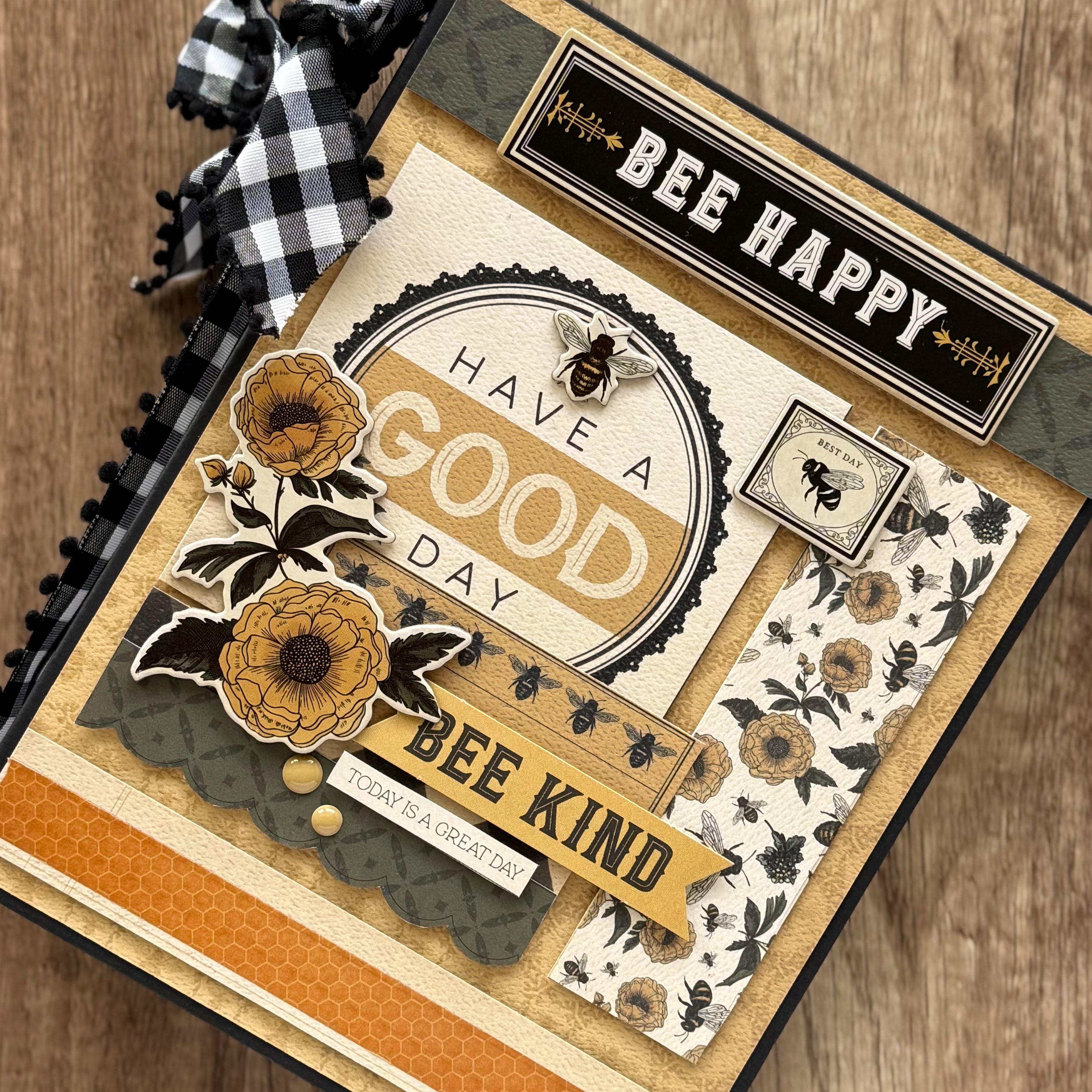 Bee 🐝 Happy  Mini Album