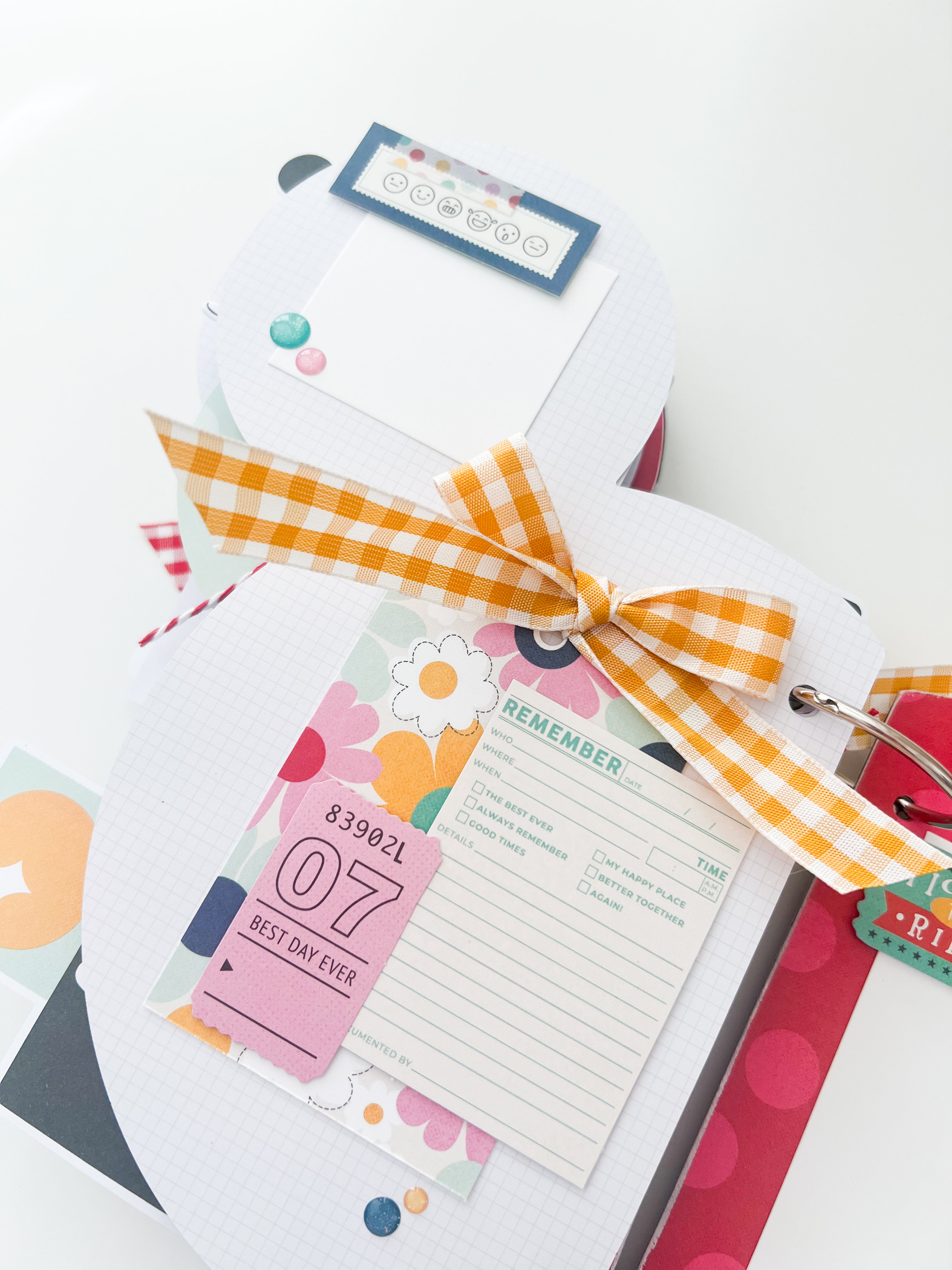 SIMPLE STORIES HAPPIEST PLACE BINDER **PRE-ORDER**