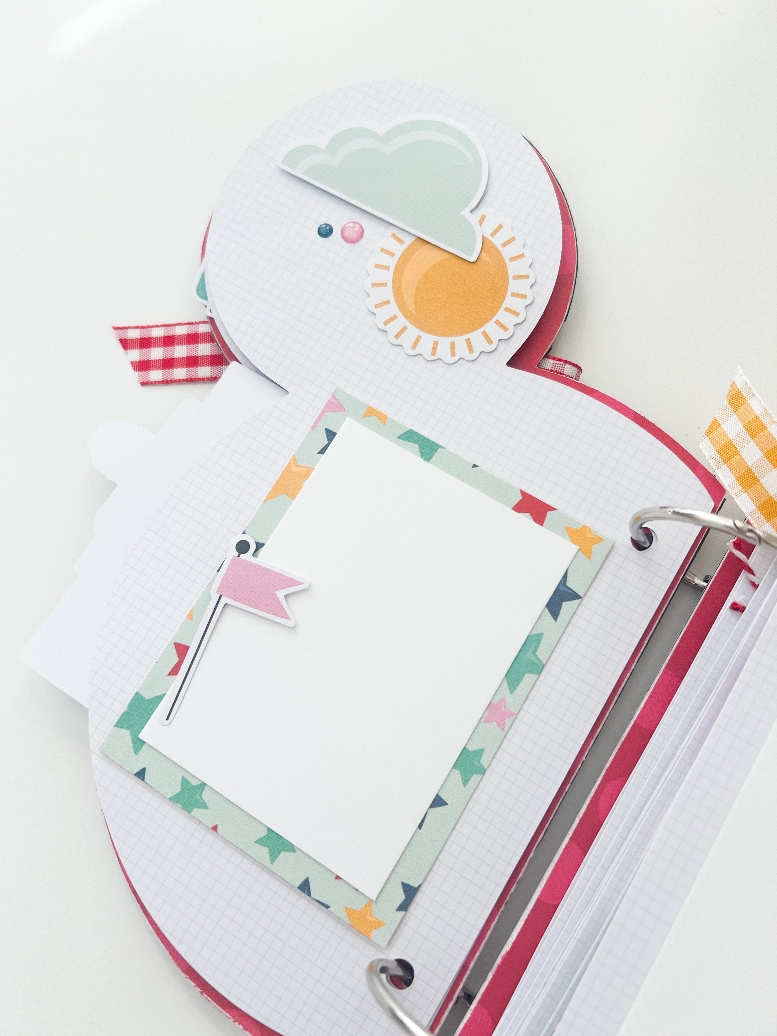 SIMPLE STORIES HAPPIEST PLACE BINDER **PRE-ORDER**