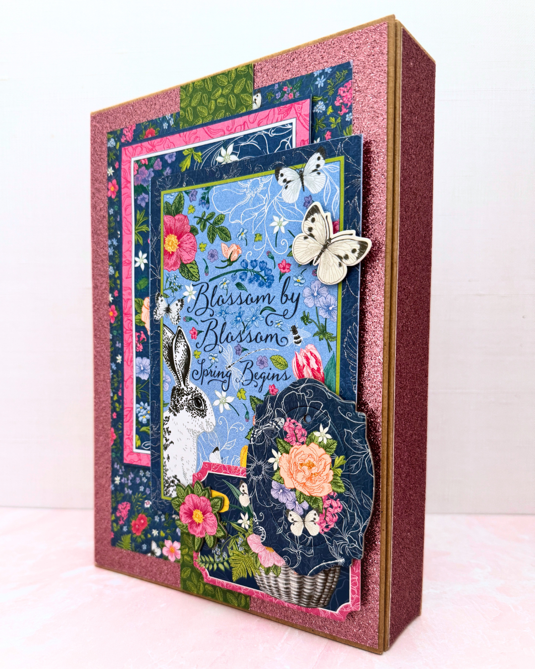 Graphic 45 Class Series Vol  2  2025 - Spring is in the Air – Interactive Folio Album