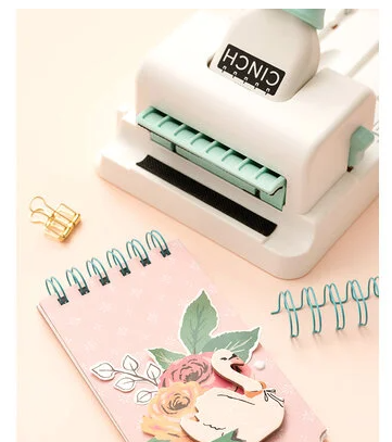We R Memory Keepers Mini Cinch Bookbinding Machine, White, Mini Tool, Easy  to Use Design with Ruler, Compatible with Wire or Spiral Coils, Make